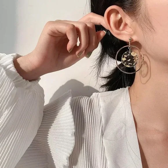 LAST SET SALE NWT Gold Flaked Hollow Wire Rim Round Drop Earrings - Picture 2 of 5